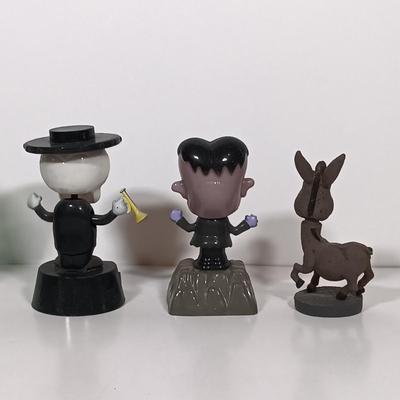 LOT 145B: Collection of Bobble Heads with Green Glass Lenape State Bank