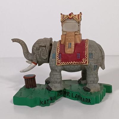 LOT 145B: Collection of Bobble Heads with Green Glass Lenape State Bank