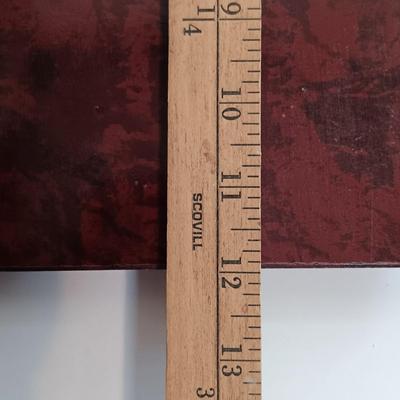 LOT 153B: Cincinnati Reds Pete Rose Plaque - Autographed Photo and Two Cards