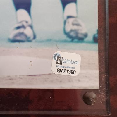 LOT 153B: Cincinnati Reds Pete Rose Plaque - Autographed Photo and Two Cards