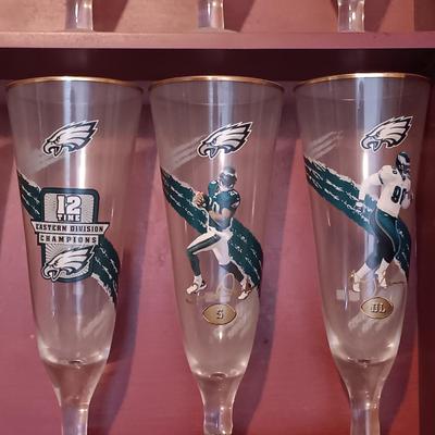LOT 157B: Bradford Exchange Limited Edition Philadelphia Eagles Pilsner Glasses