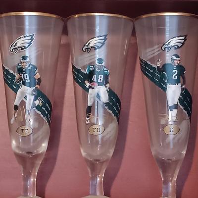LOT 157B: Bradford Exchange Limited Edition Philadelphia Eagles Pilsner Glasses