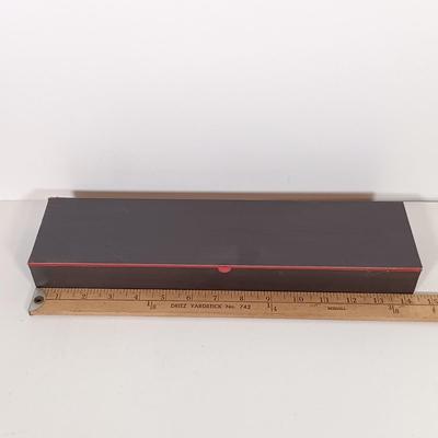 LOT 168B: American Mint Exclusive Robert Lee Bowie Knife