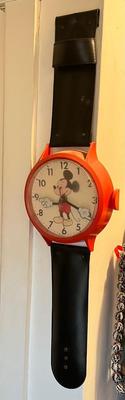 LOT 176A: Vintage Disney Welby by Elgin Mickey Mouse Wall Watch Clock
