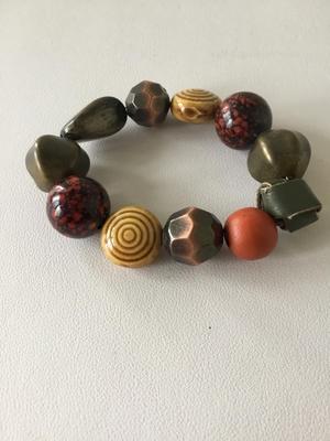 Beautiful colorful bulky stretchy bracelet