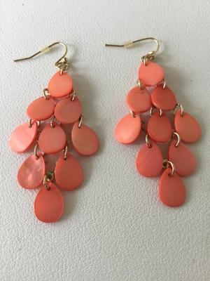 Coral colored dangle fashion earrings