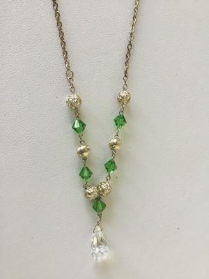Beautiful green and gold tone faux beaded fashion necklace