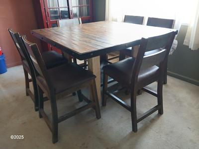 Counter-Height Diningroom table with six chairs
