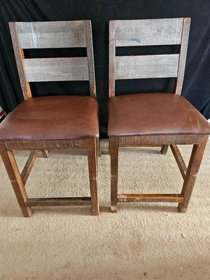 Counter-Height Diningroom table with six chairs