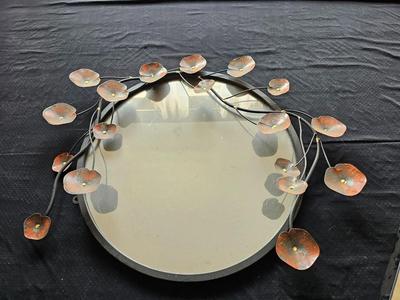 Metal art deco mirror and Mi Casa es su Casa wall art