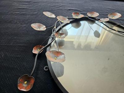 Metal art deco mirror and Mi Casa es su Casa wall art