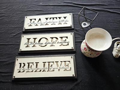 Faith Hope Believe wall art with cute floral scensy burner
