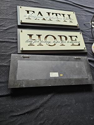 Faith Hope Believe wall art with cute floral scensy burner