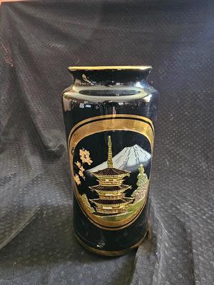 Chokin vase and bell - metal engraved from Japan and a Asian themed Scensy burner