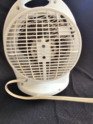 Small Comfort Zone clip-on fan and small fan heater