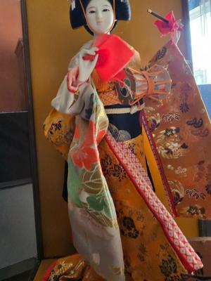 Vintage Japanese Dojyoji Temple Geisha doll in glass case