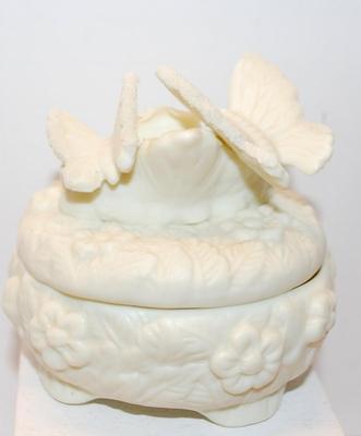 Butterflies & Flowers Cover Alabaster-Style All-White Jewelry Trinket Box 3½" H x 3½" Diam.