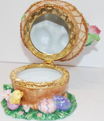 Large EASTER Themed Jewelry Hinged Trinket Basket with Tulips, Baby Chicks, Colored Eggs and Flowers -- 6" H with a 4" Base