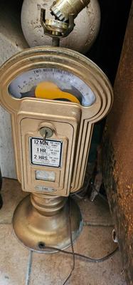 Vintage Duncan Miller parking meter made into a lamp Coin Operated WITH KEY!