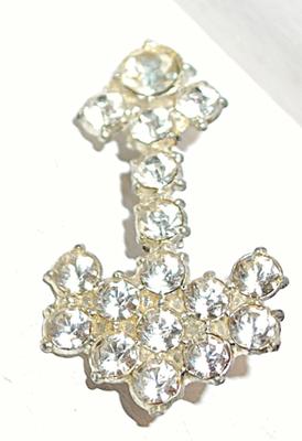 VINTAGE ANCHOR BROOCH (1¾" x 1") with 17 Clear Round Diamond Style Stones on a Silver Tone Setting