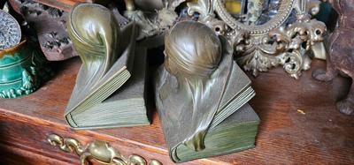 Pair early 20c Bronze bookends of busts of Dante and Beatrice