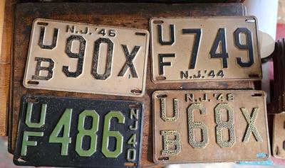 4 vintage license plates new jersey 1940s, 1940, 1946, 1944, 1948 Lot #3