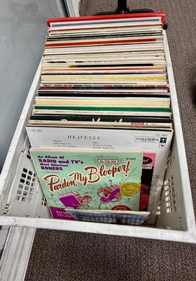 Large Lot of Vintage Vinyl Record Albums 33rpm most;y 40’s to 50’s music classical , show tunes, easy listening, pop