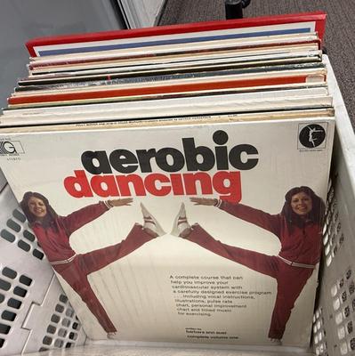 Large Lot of Vintage Vinyl Record Albums 33rpm most;y 40’s to 50’s music classical , show tunes, easy listening, pop