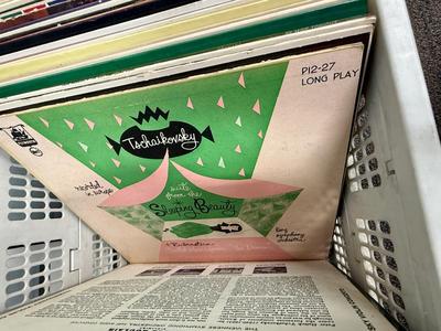 Large Lot of Vintage Vinyl Record Albums 33rpm most;y 40’s to 50’s music classical , show tunes, easy listening, pop