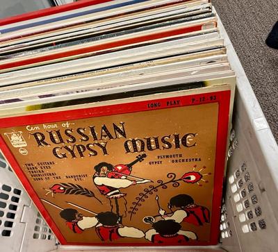 Large Lot of Vintage Vinyl Record Albums 33rpm most;y 40’s to 50’s music classical , show tunes, easy listening, pop