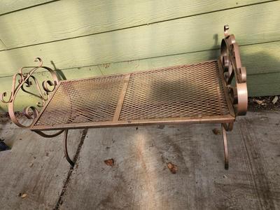 Metal decorative bench seat