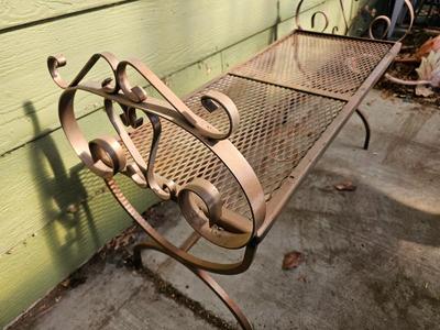 Metal decorative bench seat