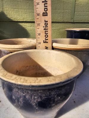 Five small ceramic plant pots - NICE POTS!