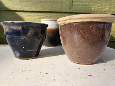 Five small ceramic plant pots - NICE POTS!