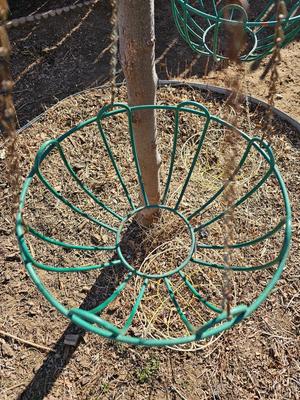 Four metal hanging pots