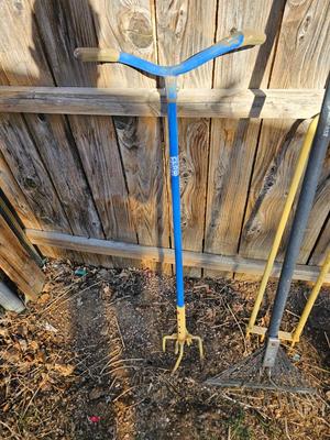 Yard and garden handtools