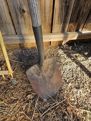 Yard and garden handtools