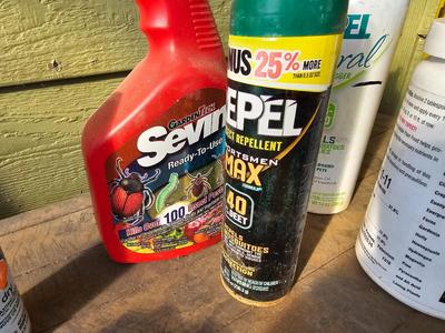 Full to partially full yard and garden chemicals - Bug control - Fertilizer and more