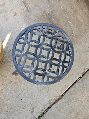 French ceramic planter - flowerpot - plant pot with plant stand