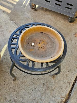 French ceramic planter - flowerpot - plant pot with plant stand