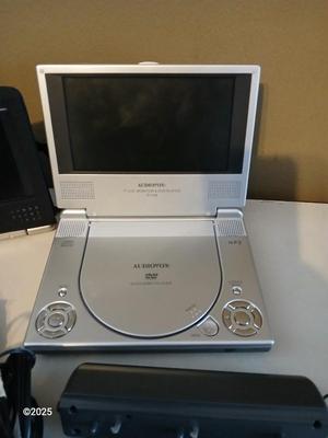 Audiovox 7" LCD Monitor & DVD Player D1708 with 2 screens - and a case