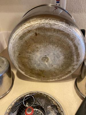DUTCH OVEN, SAUCE PANS AND STEAMER BASKET