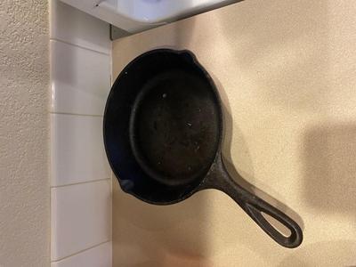 3 CAST IRON FRYING PANS