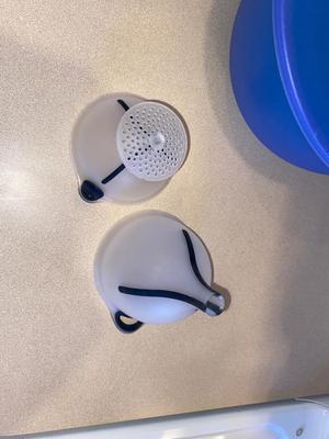 PLASTIC NESTING BOWLS WITH LIDS, MEASURING CUP, FUNNELS AND MINI MIXING BOWLS