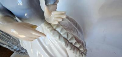 LLadro Nao Lady Figurine 471 Coquette
