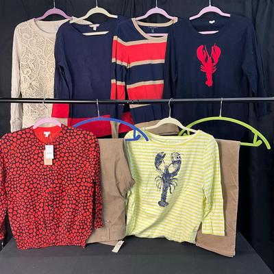 Lot F 350 Woman’s Nautical Casual Clothing Lot (Large)