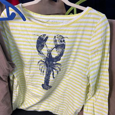 Lot F 350 Woman’s Nautical Casual Clothing Lot (Large)