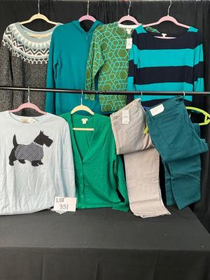 Lot F 351 Woman’s Blue & Green Casual Clothing Lot (Large)