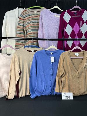 Lot F 354 Woman’s Sweater & Cardigan Lot (Large)