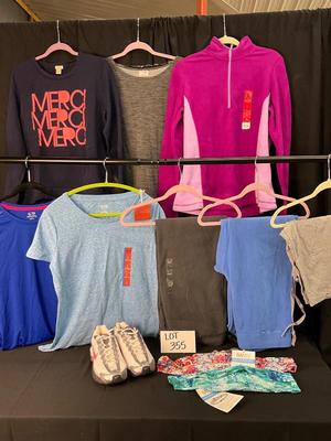 Lot F 355 Women’s Athletic Clothing Lot (Large)